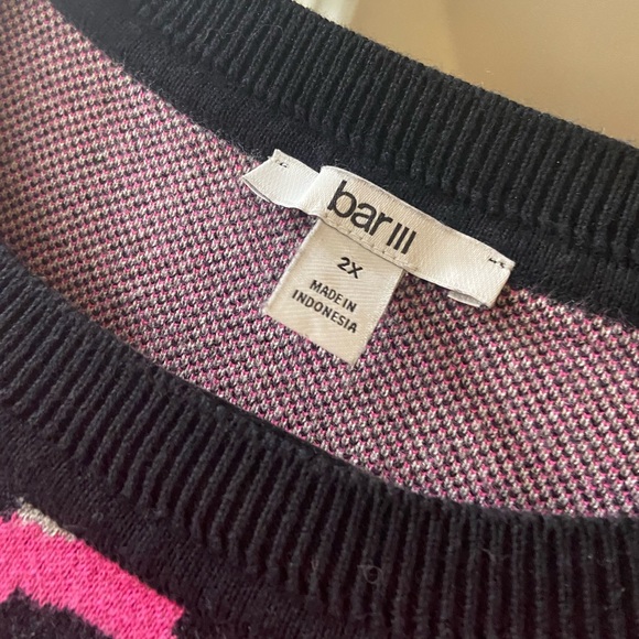 Sweater - Picture 2 of 2